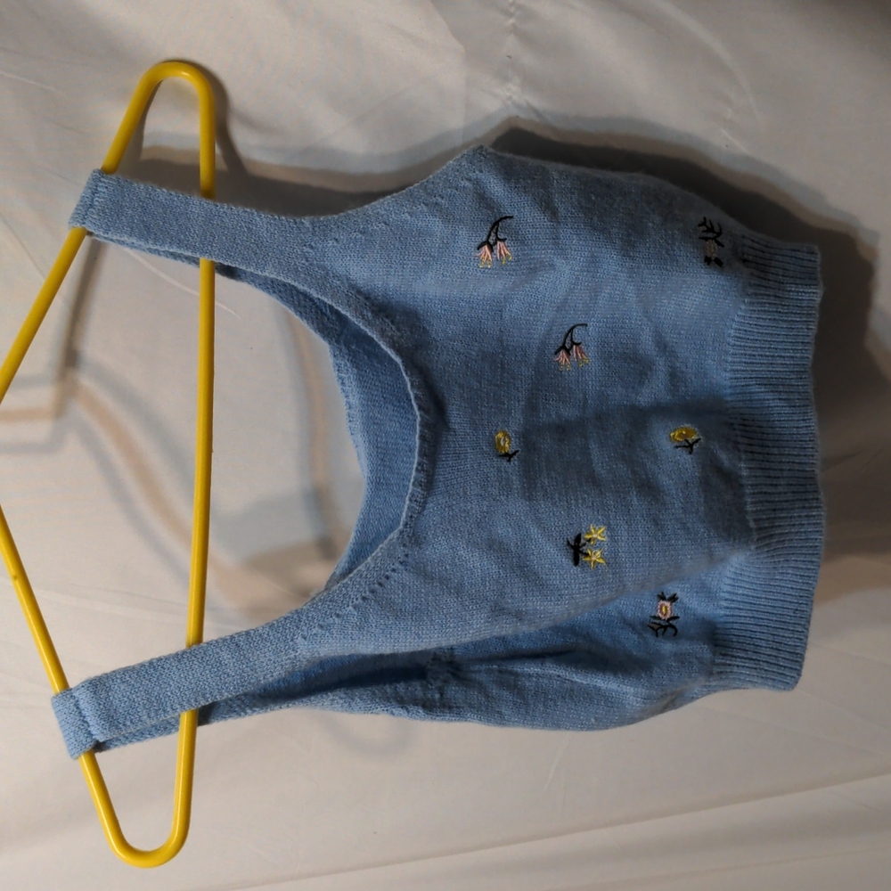 Shein light blue cropped floral cro size small